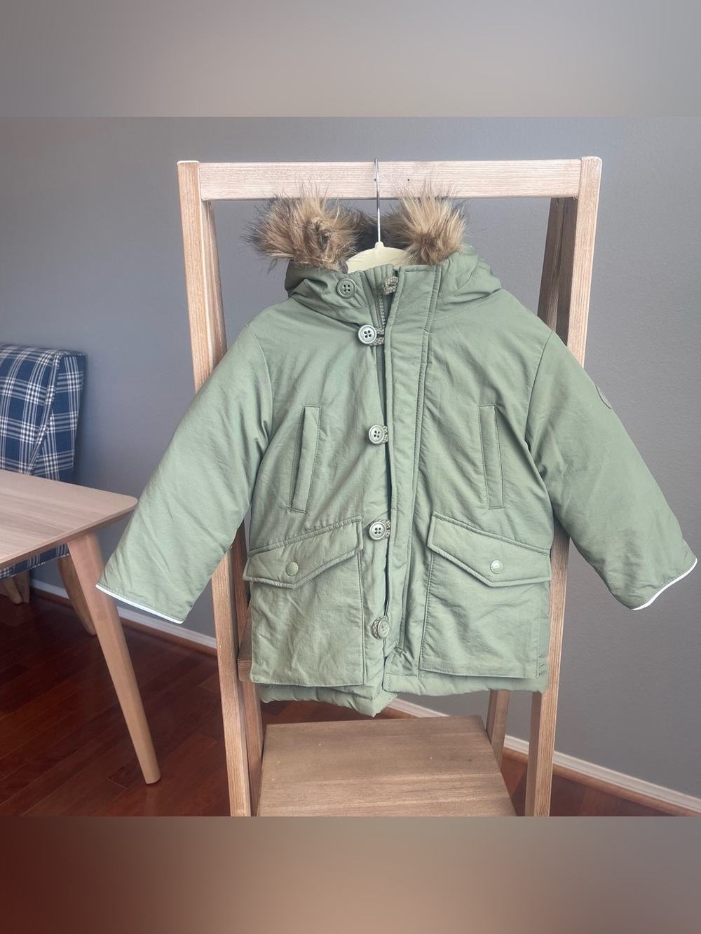 Baby Gap Hooded Parka Coat – Size 2T Sage Green w/ Removable Faux Fur Hood Fall